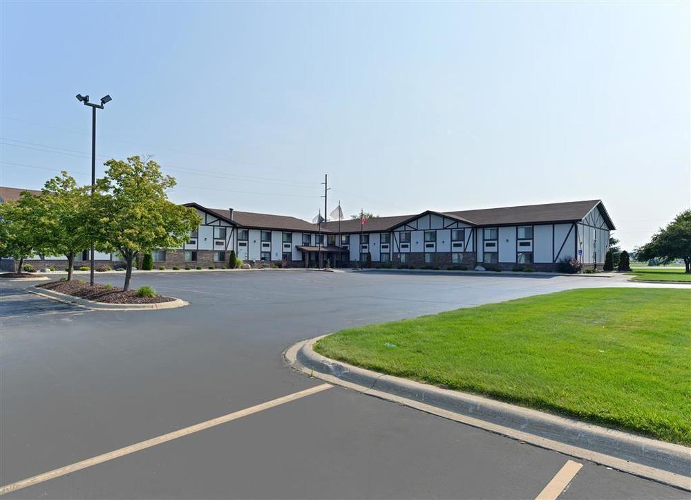 Americas Best Value Inn & Suites-Birch Run Exterior foto